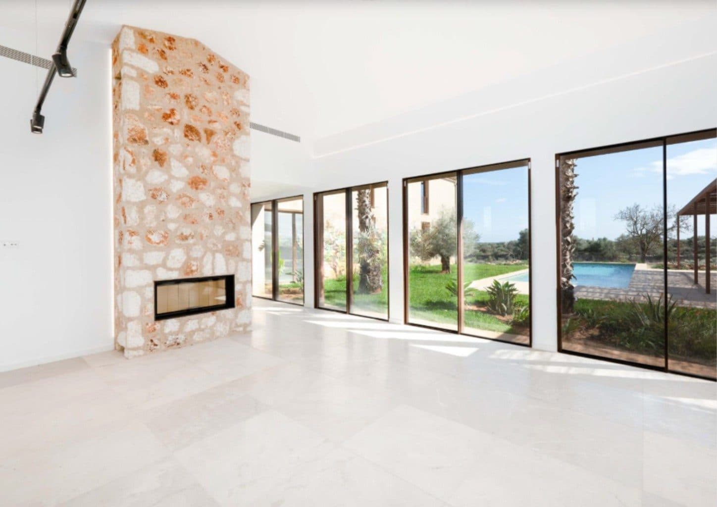 Leerer Raum — Foto hochladen